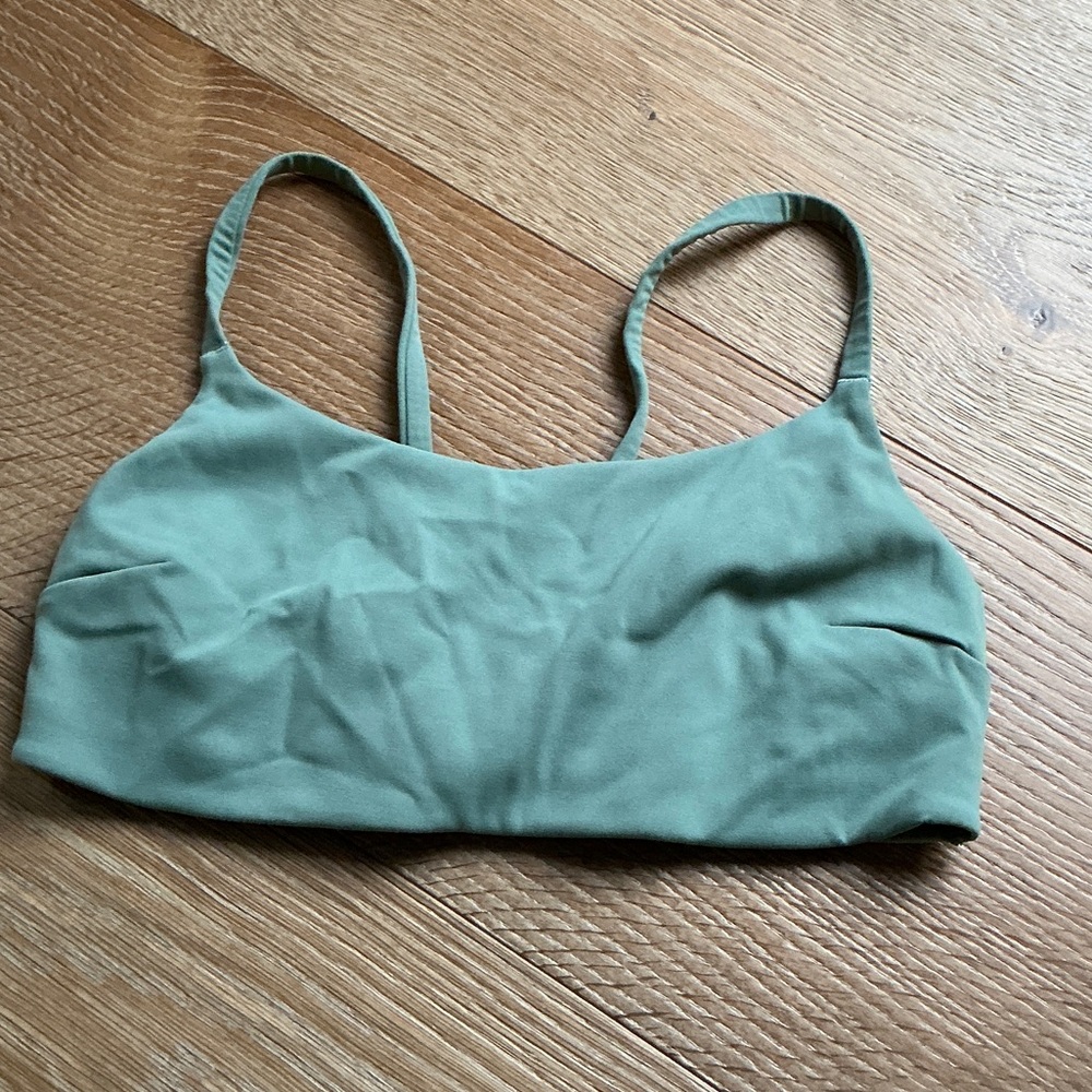 lululemon wunder train strappy racer bra